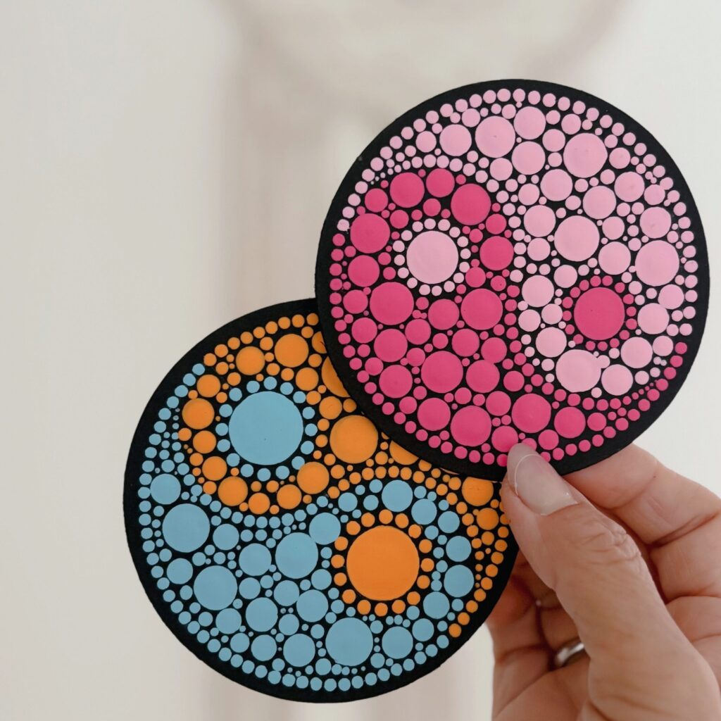 ドットで描く太極図。ドットアート。ドット曼荼羅